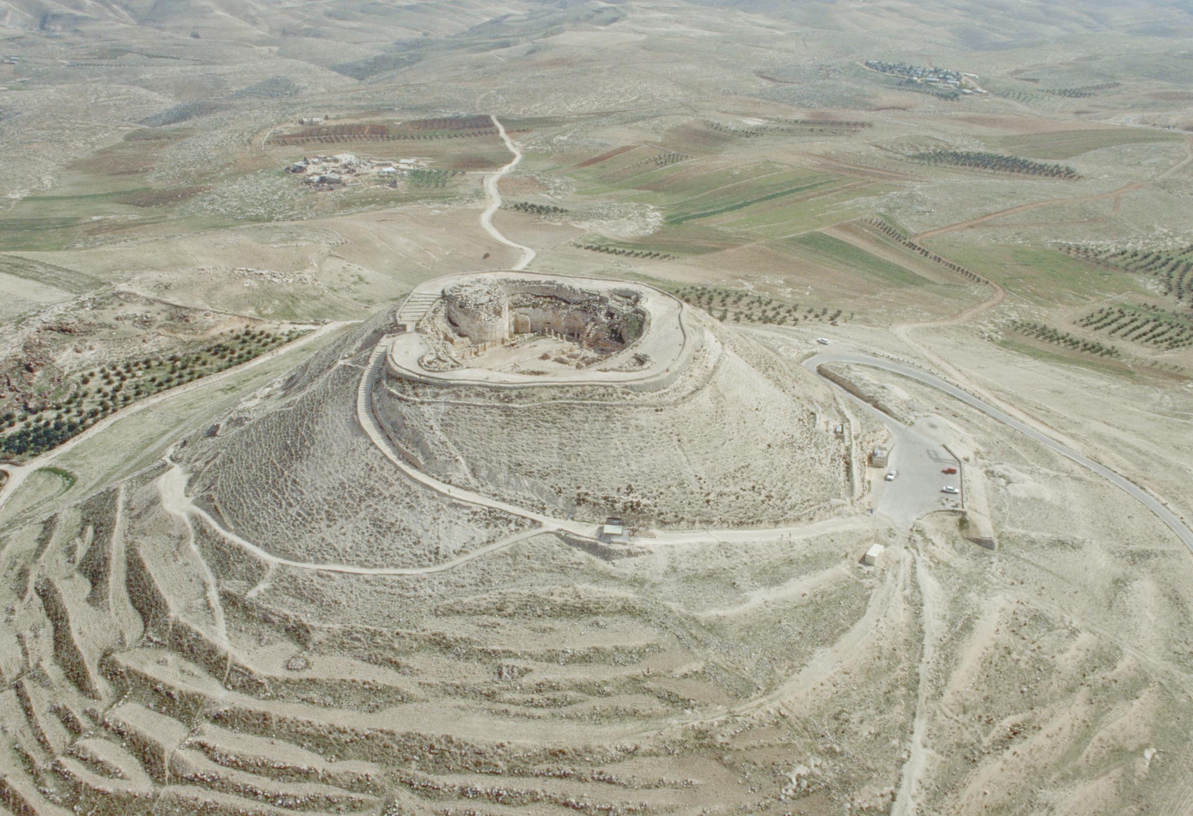 Herodium aerial from northwest, bb00100076